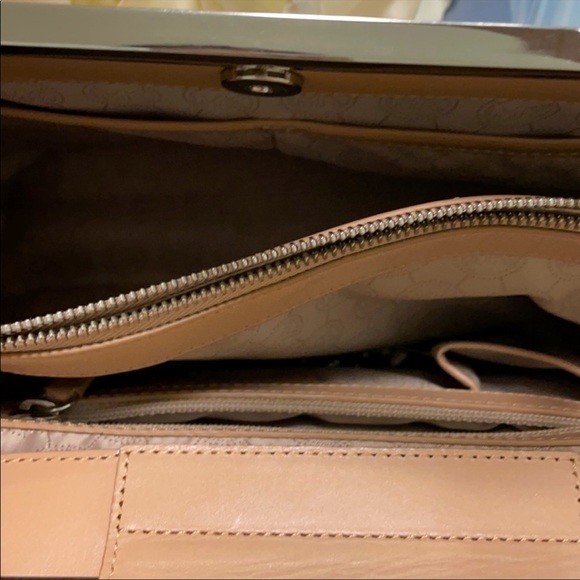 Michael Kors Bag - Picture 8 of 9